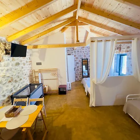 Apartamento Rocksecret Edge Kalamata